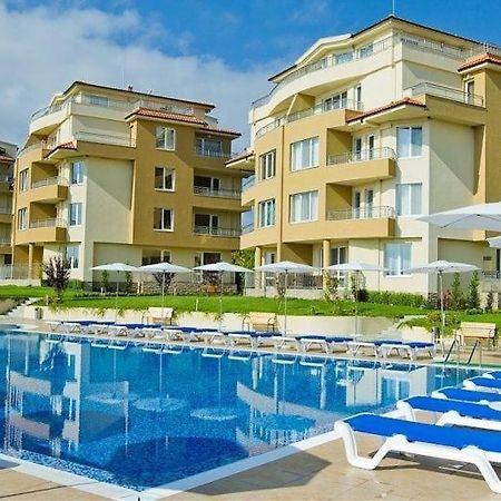 Аппартамент Pines Beach Resort Byala  Extérieur photo
