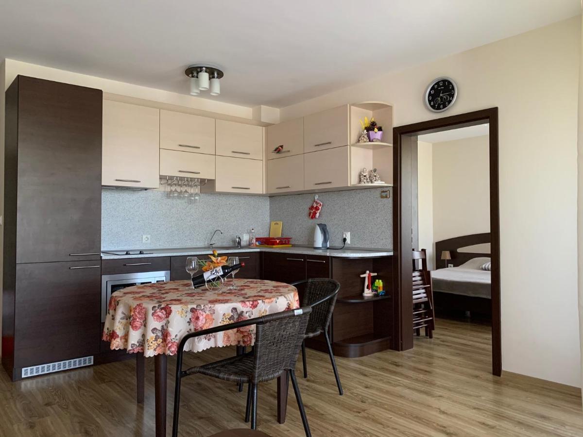 Аппартамент Pines Beach Resort Byala  Extérieur photo